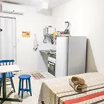 Casa Praia de Pajuçara, Catelo da Lolla